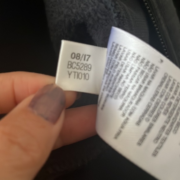 Women’s adidas Textured full zip jacket | size 8 - Picture 7 of 7